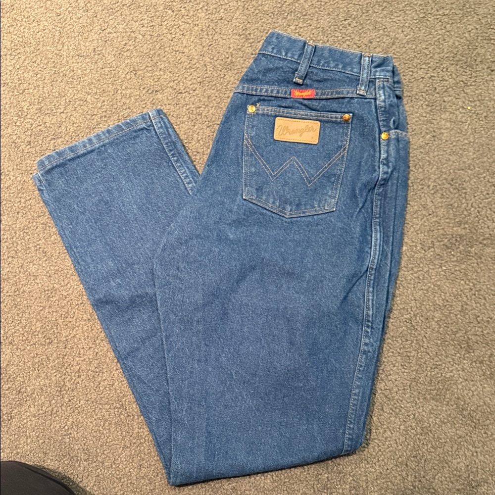 Wrangler Women's Classic Blue Straight Jeans